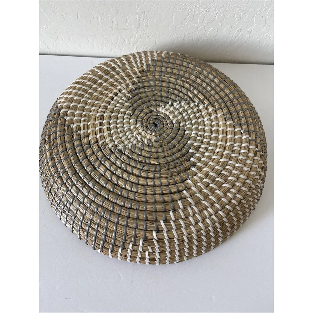 N/A beautiful handwoven